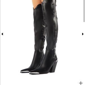 High knee black boots